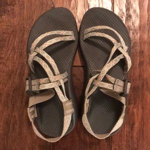 Women’s chacos sandals